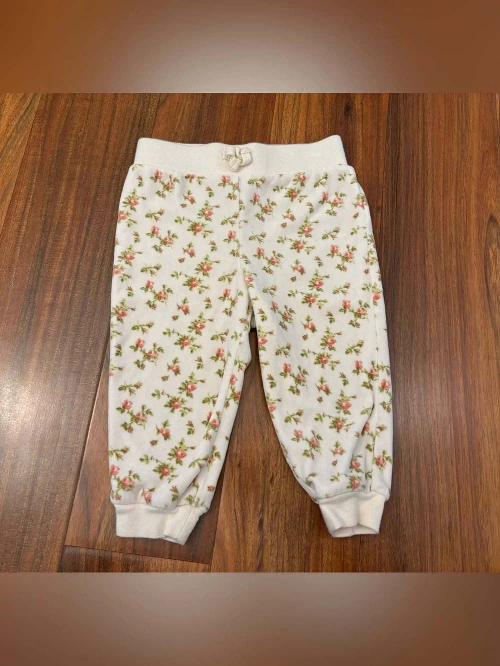 Ralph Lauren Cream Floral Fuzzy Jogger Sweatpants